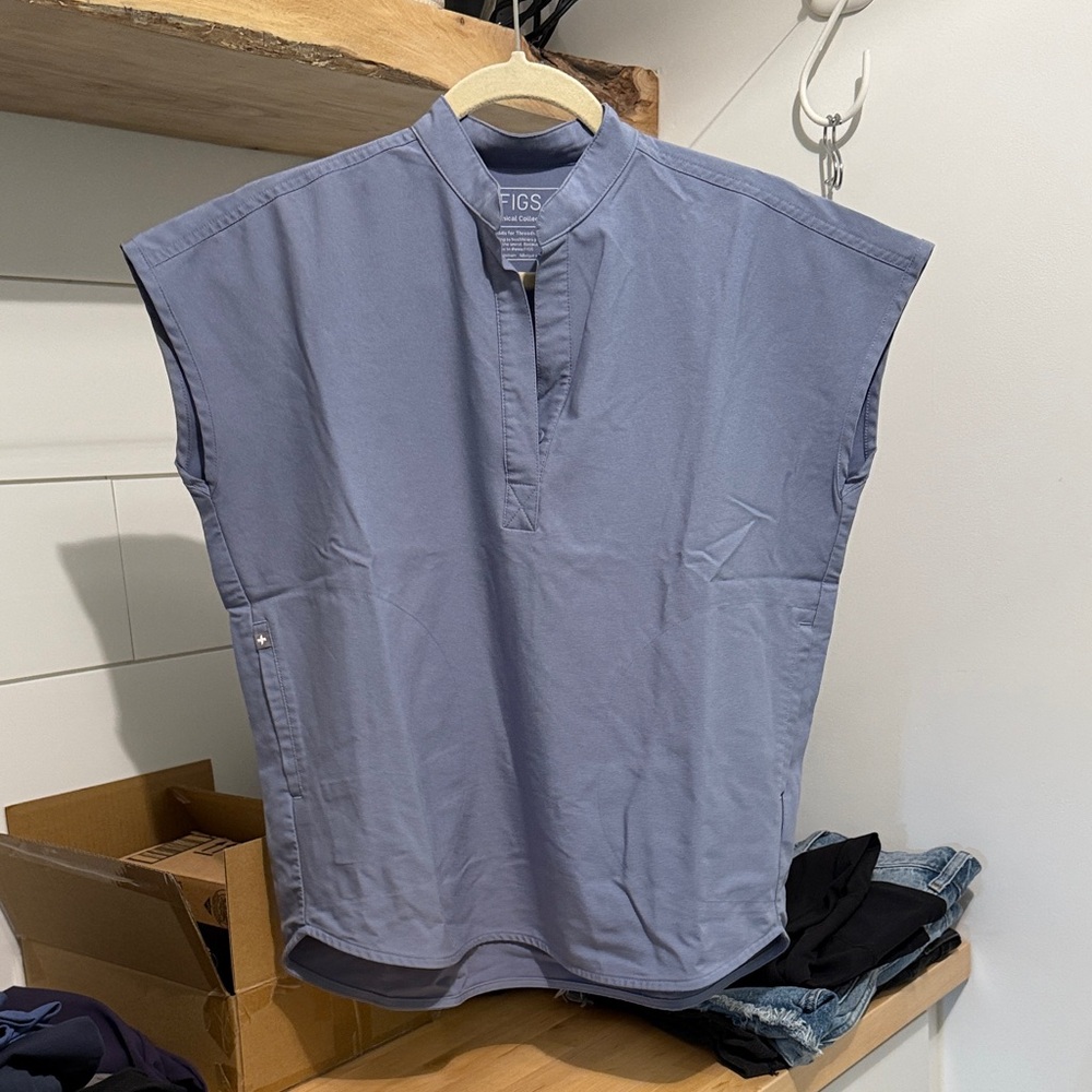 FIGS scrub top